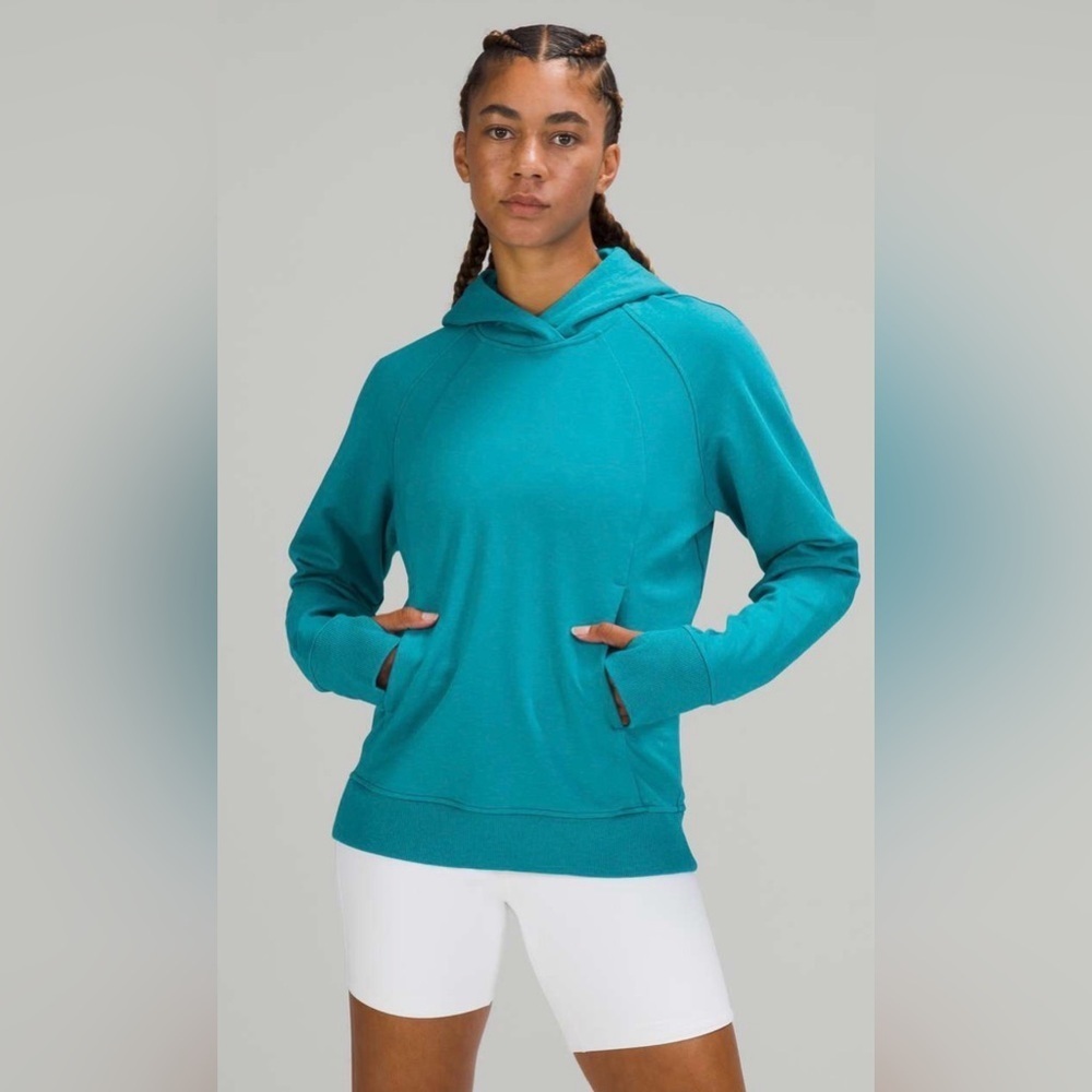 Lululemon Scuba Pullover - Picture 1 of 6